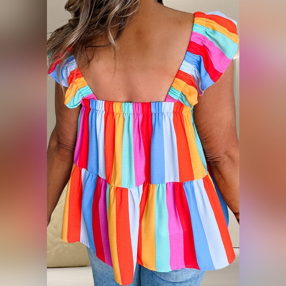 Color Harmony Ruffle Top - Picture 2 of 4
